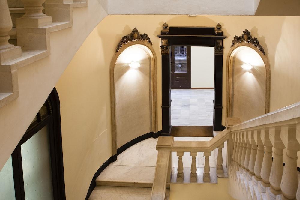 Ramblas Apartments Барселона Екстериор снимка