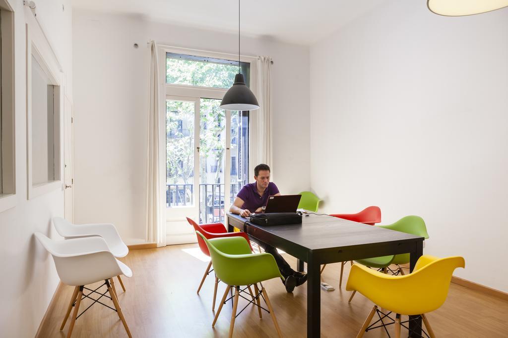 Ramblas Apartments Барселона Екстериор снимка