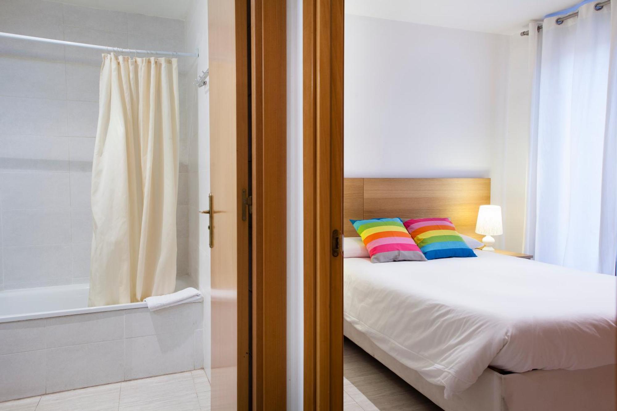 Ramblas Apartments Барселона Стая снимка